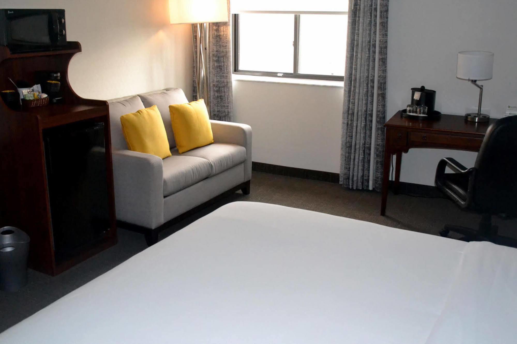 The Kensington Hotel Ann Arbor Dış mekan fotoğraf